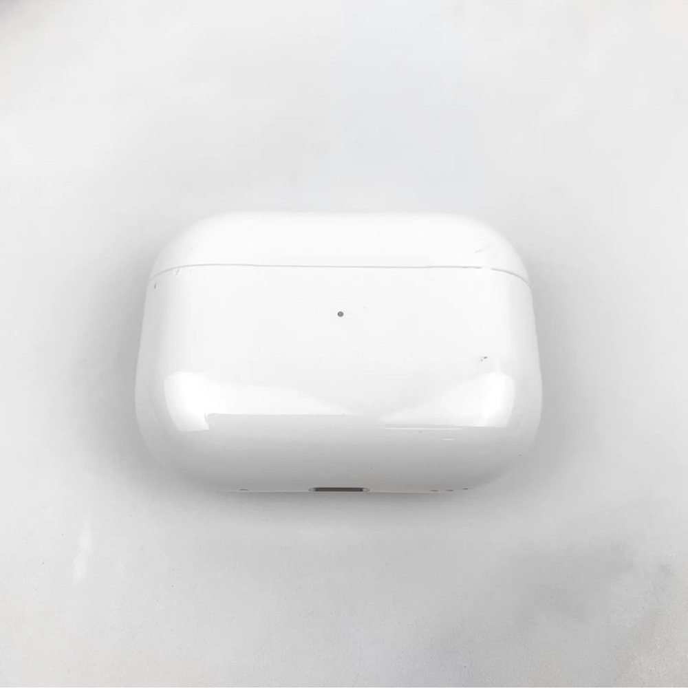 Apple AirPods Pro 2nd Gen MagSafe Charging Case only - Apple Airpods Pro 2nd